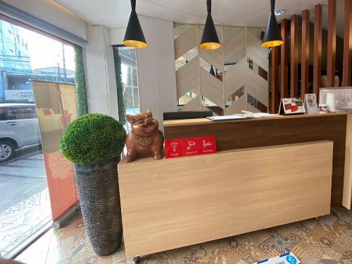 OYO 104 Manila Venetian Hotel image 3